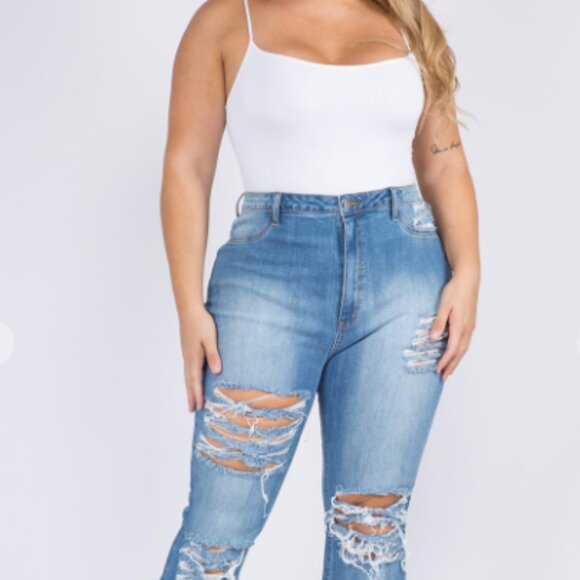 Denim Mid Rise Flare Women Jeans Plus Size Jeans 2x -3x ( NWT) - Picture 3 of 7